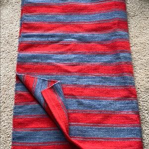 Like new Pottery Barn Table Throw